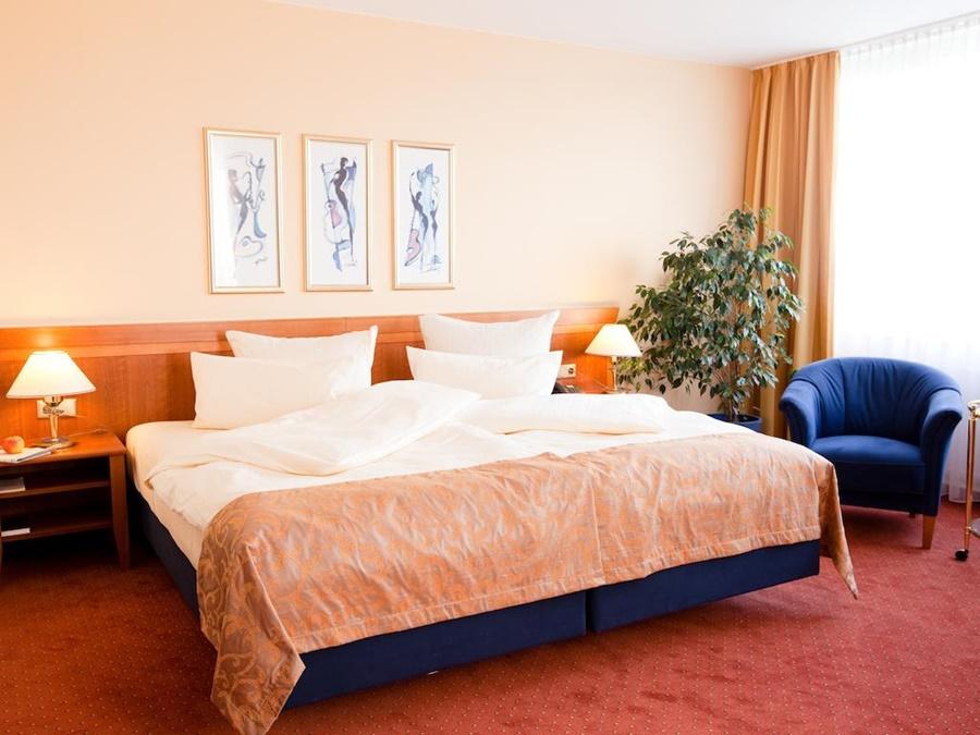 Hotel Carathotel Basel/weil Am Rhein 4*