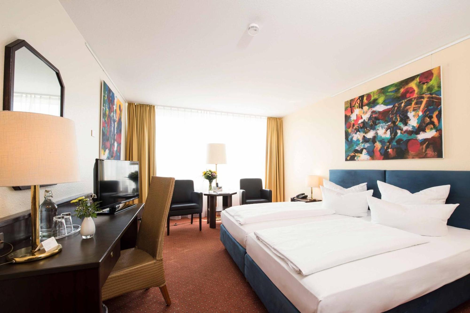 Carathotel Basel/weil Am Rhein 4*