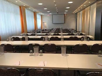 Carathotel Basel/weil Am Rhein Hotel 4*