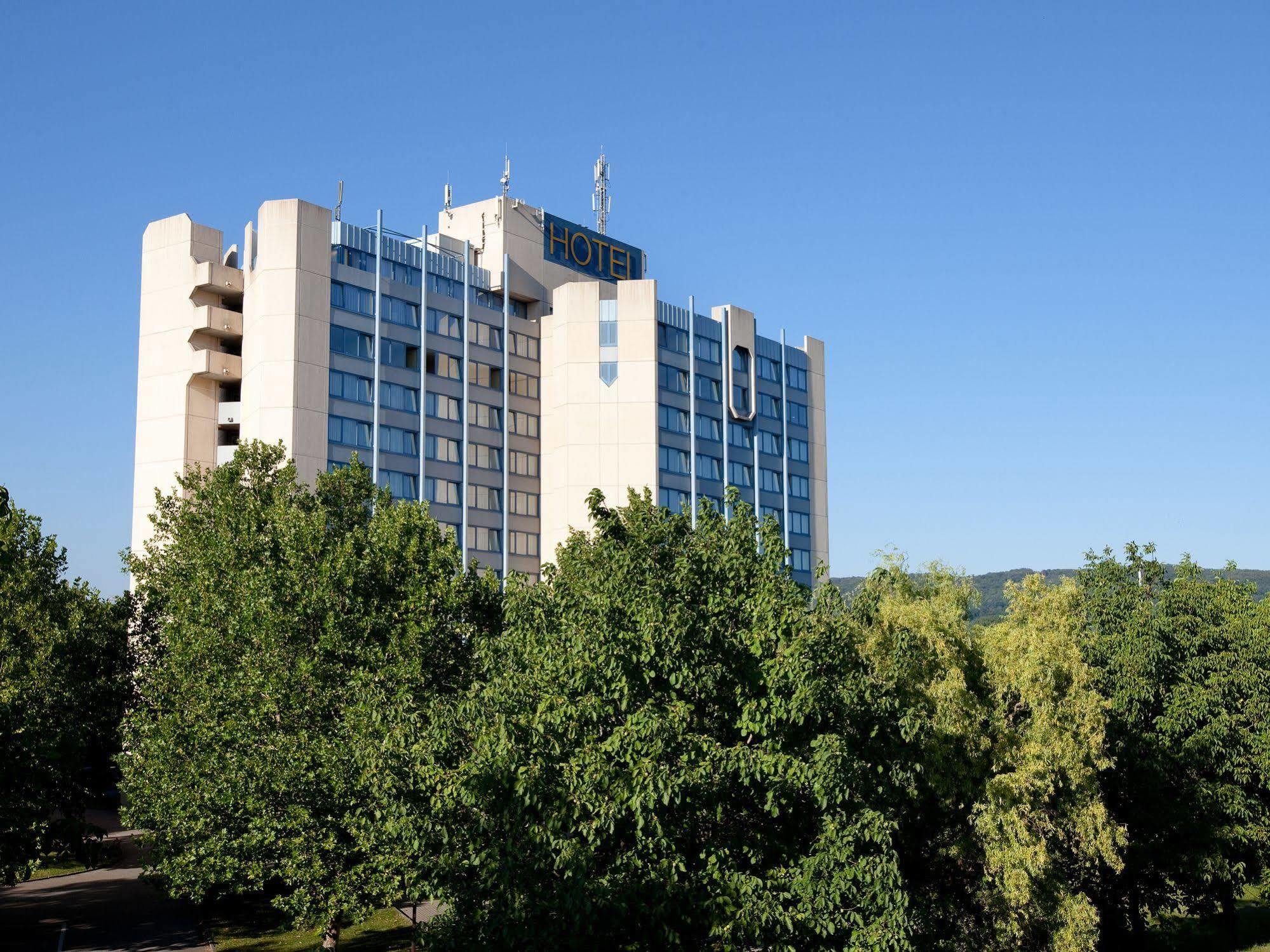 Hotel Carathotel Basel/weil Am Rhein 4*