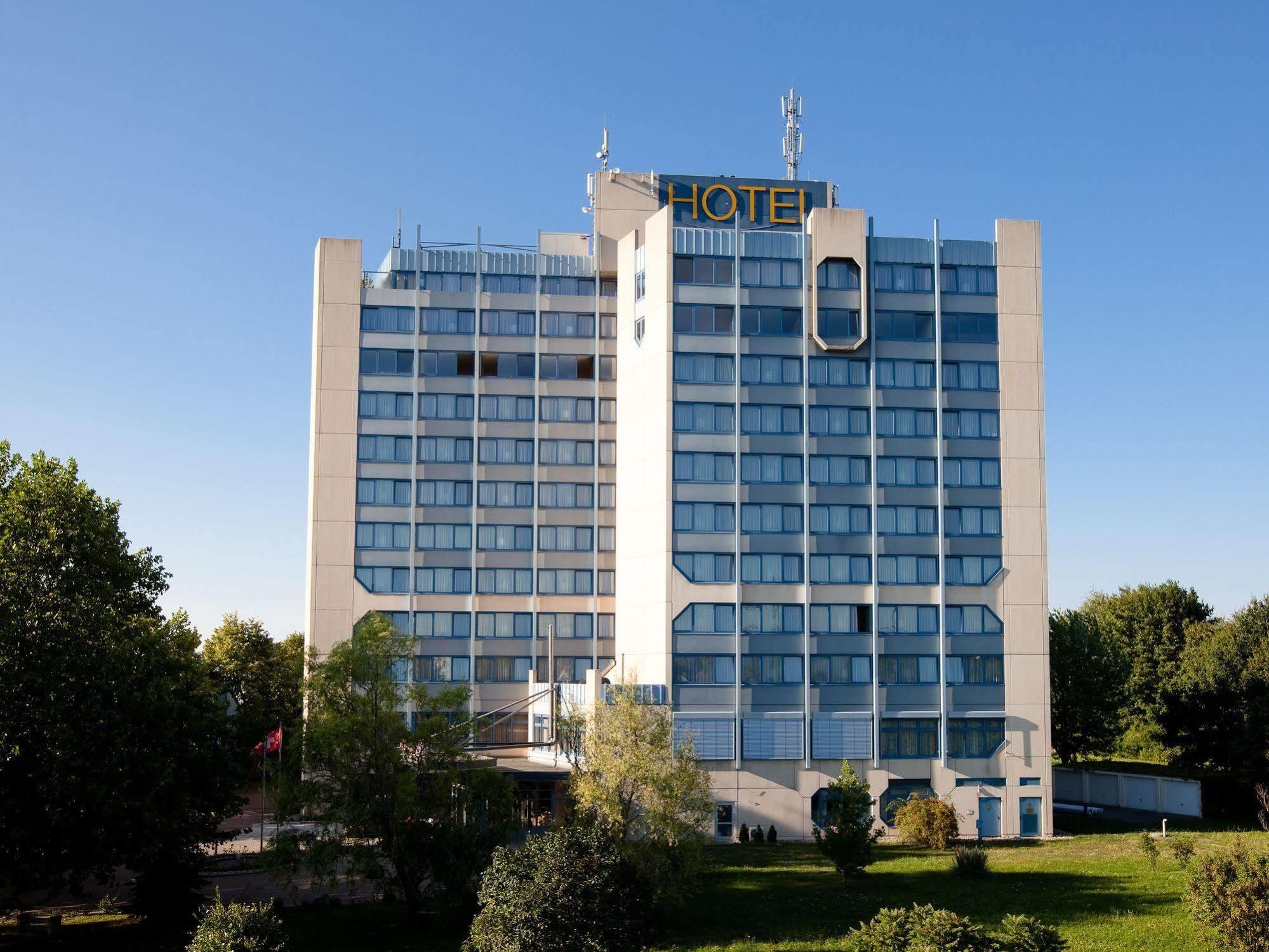 Hotel Carathotel Basel/weil Am Rhein 4*