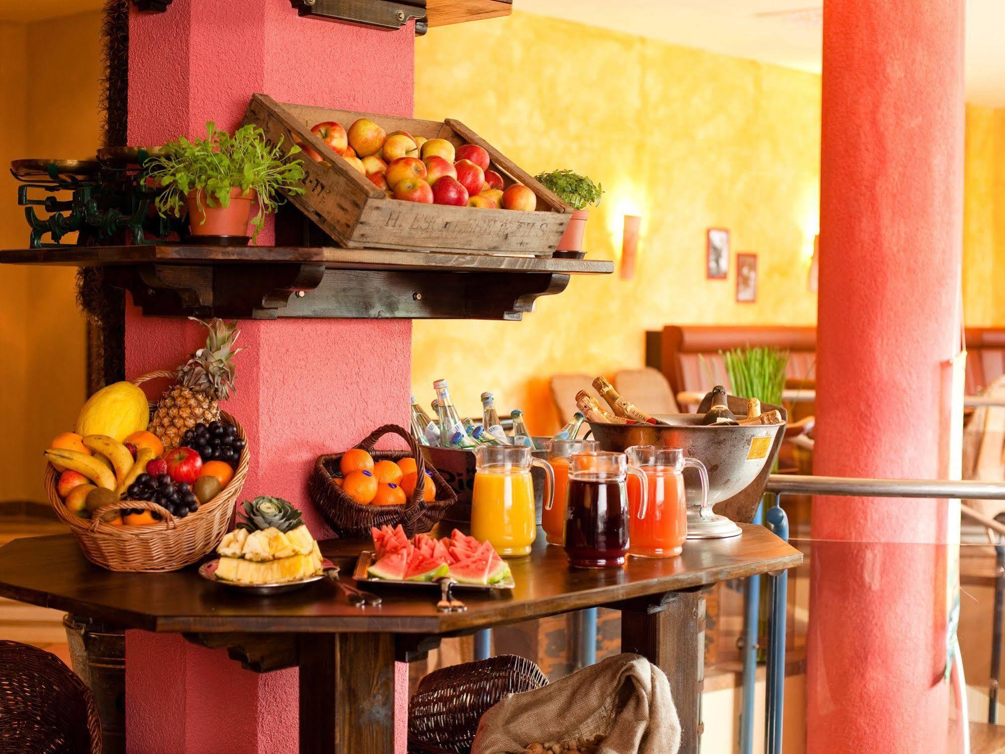 Hotel Carathotel Basel/weil Am Rhein