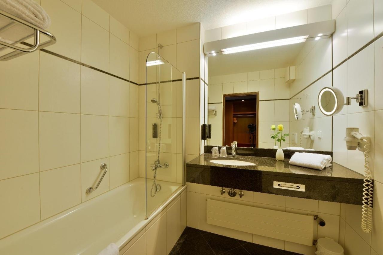 Carathotel Basel/weil Am Rhein 4*